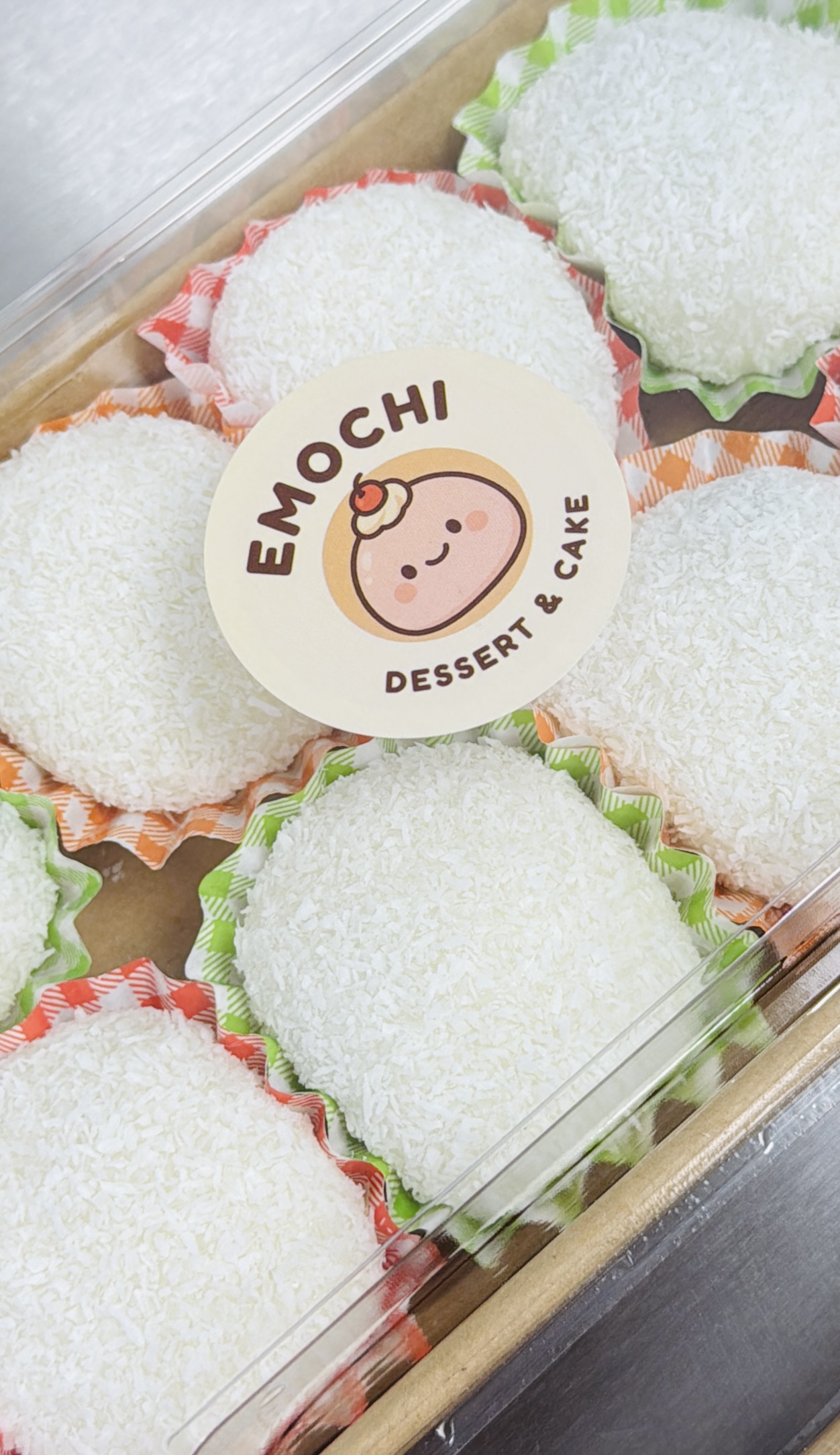 Emochi Dessert & Cake